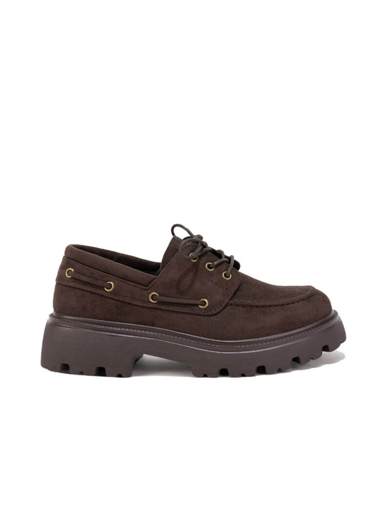 Derbies à lacets